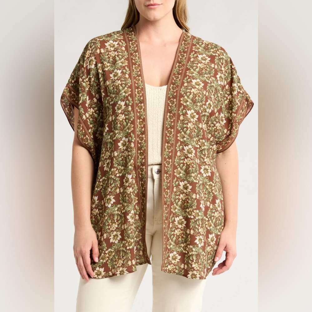 Max Studio Short Sleeve Kimono/Rauna
